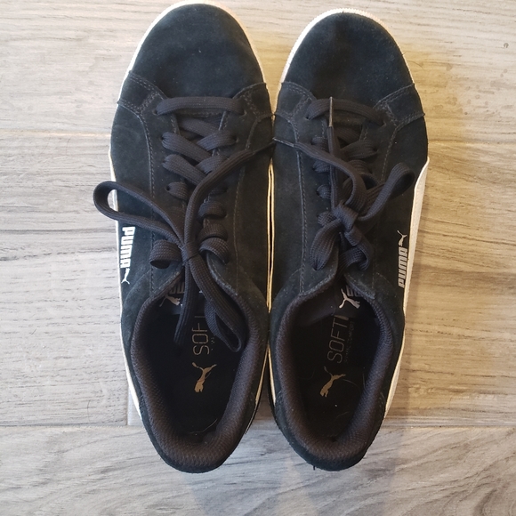 Puma Shoes - Black puma women's shoes size 9